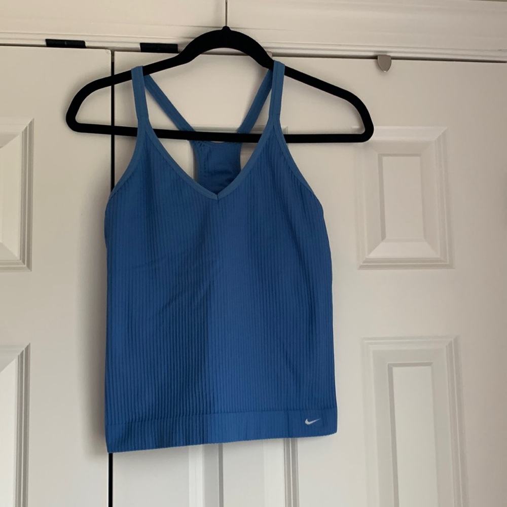 Nike Dri-Fit Ribbed workout tank top
